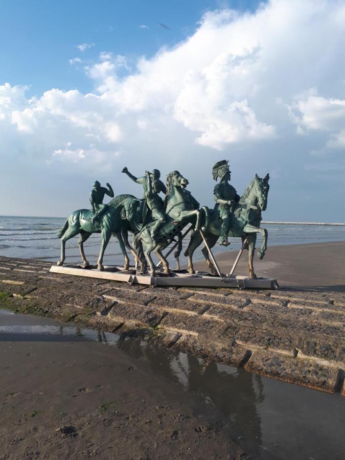 Vakantiehuis 6 Pers, Oostduinkerke Aan Zee Coxyde Extérieur photo